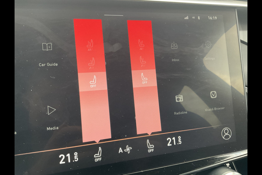 Lynk & Co 01 1.5 262pk PHEV Panodak Zwarte hemel 360° Cam Plug in