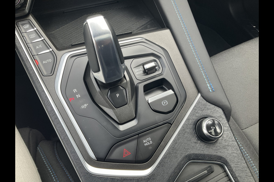 Lynk & Co 01 1.5 262pk PHEV Panodak Zwarte hemel 360° Cam Plug in