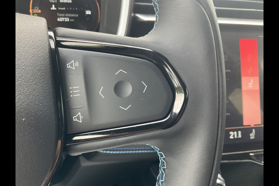 Lynk & Co 01 1.5 262pk PHEV Panodak Zwarte hemel 360° Cam Plug in