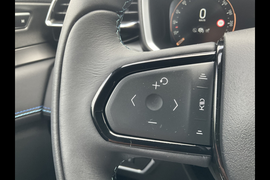 Lynk & Co 01 1.5 262pk PHEV Panodak Zwarte hemel 360° Cam Plug in
