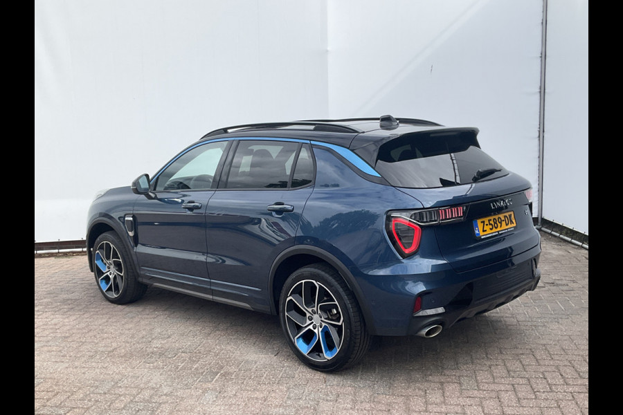 Lynk & Co 01 1.5 262pk PHEV Panodak Zwarte hemel 360° Cam Plug in