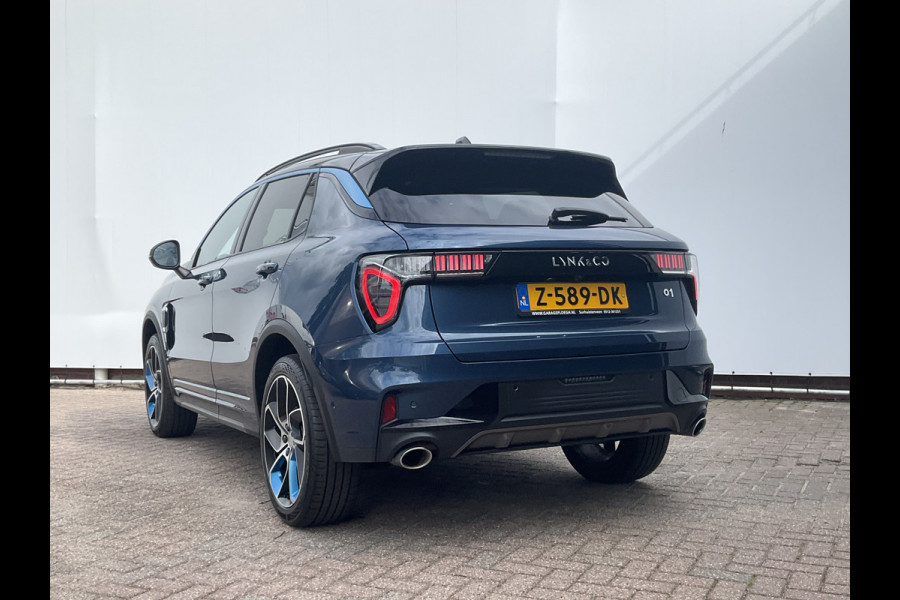 Lynk & Co 01 1.5 262pk PHEV Panodak Zwarte hemel 360° Cam Plug in