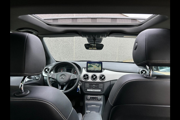 Mercedes-Benz B-Klasse 220 4Matic Prestige | AUTOMAAT | TREKHAAK | PANO | A.CAMERA | STOELVERW | CC | PDC | 1 JAAR GARANTIE | TOP Mercedes-Benz B-Klasse 220 4Matic Prestige | AUTOMAAT | TREKHAAK | PANO | A.CAMERA | STOELVERW | CC | PDC | 1 JAAR GARANTIE | TOP