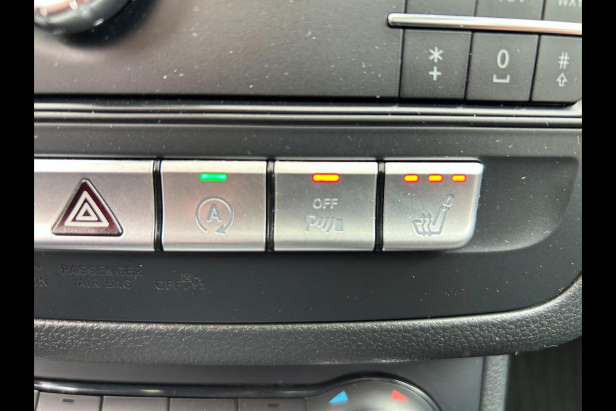 Mercedes-Benz B-Klasse 220 4Matic Prestige | AUTOMAAT | TREKHAAK | PANO | A.CAMERA | STOELVERW | CC | PDC | 1 JAAR GARANTIE | TOP Mercedes-Benz B-Klasse 220 4Matic Prestige | AUTOMAAT | TREKHAAK | PANO | A.CAMERA | STOELVERW | CC | PDC | 1 JAAR GARANTIE | TOP