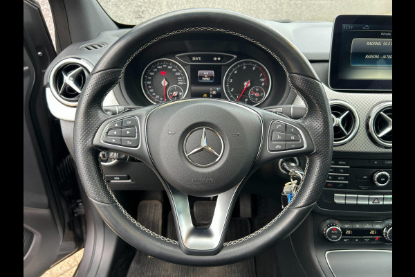 Mercedes-Benz B-Klasse 220 4Matic Prestige | AUTOMAAT | TREKHAAK | PANO | A.CAMERA | STOELVERW | CC | PDC | 1 JAAR GARANTIE | TOP Mercedes-Benz B-Klasse 220 4Matic Prestige | AUTOMAAT | TREKHAAK | PANO | A.CAMERA | STOELVERW | CC | PDC | 1 JAAR GARANTIE | TOP