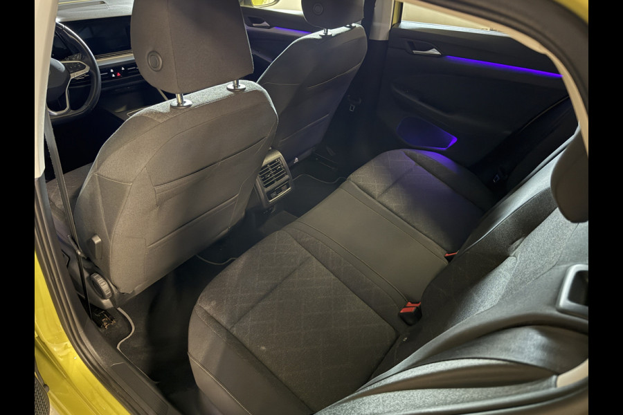 Volkswagen Golf 1.0 eTSI Life Business | Camera | Stoel/Stuurverw. | Apple Carplay | LED | Navi
