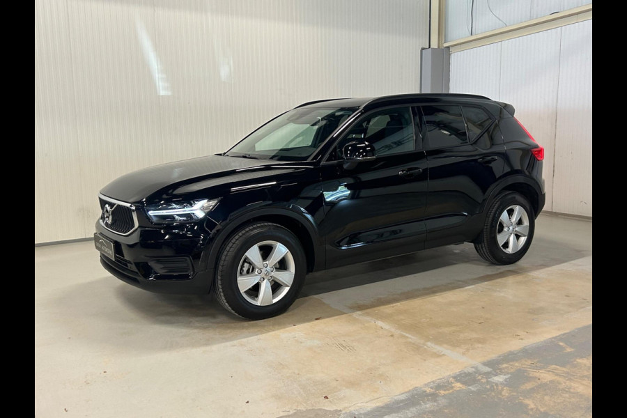 Volvo XC40 1.5 T2 Momentum Core | CARPLAY | ESC | PARK ASSISTANT