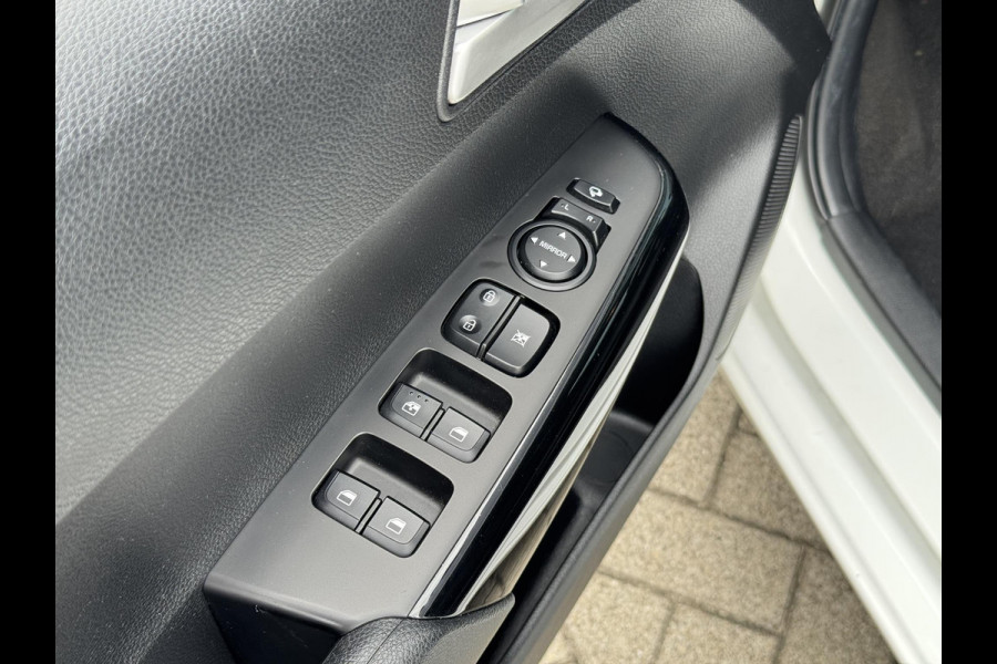 Kia Picanto 1.0 MPi DynamicPlusLine | Navigatie | Apple Carplay | 15inch Lichtmetaal | Achteruitrijcamera | Automatische Airco
