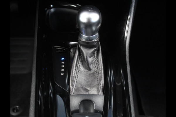Toyota C-HR 1.8 Hybrid Bi-Tone CLIMATE | ADAPCRUISE | NAVI | PDCV+A | VERW.STOELEN | AFNB.TREH | LMV | CAMERA