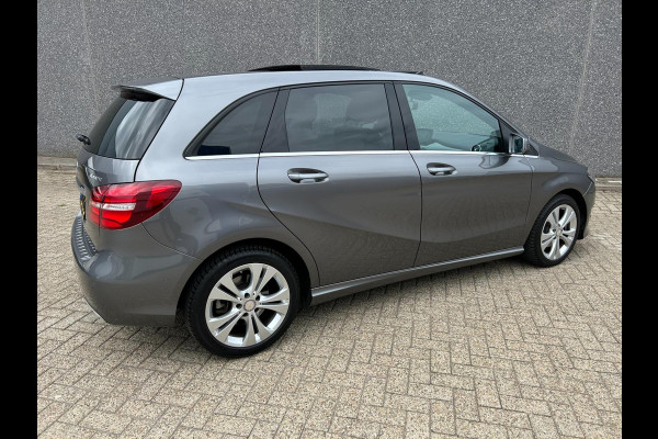 Mercedes-Benz B-Klasse 220 4Matic Prestige | AUTOMAAT | TREKHAAK | PANO | A.CAMERA | STOELVERW | CC | PDC | 1 JAAR GARANTIE | TOP Mercedes-Benz B-Klasse 220 4Matic Prestige | AUTOMAAT | TREKHAAK | PANO | A.CAMERA | STOELVERW | CC | PDC | 1 JAAR GARANTIE | TOP