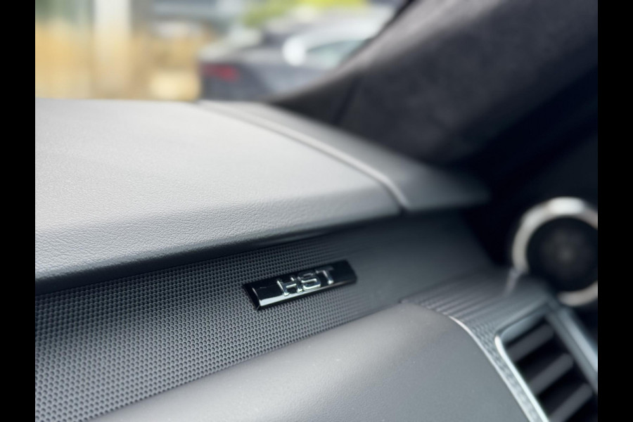 Land Rover Range Rover Sport P400 HST