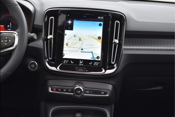 Volvo XC40 1.5 T4 Recharge R-Design 211 Pk Pano Trekhaak Keyless 19 Inch