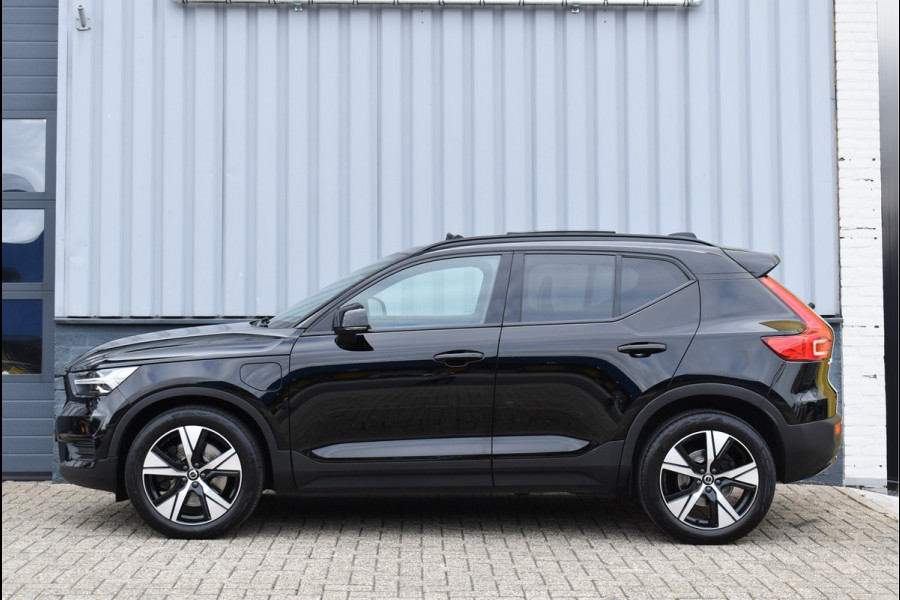Volvo XC40 1.5 T4 Recharge R-Design 211 Pk Pano Trekhaak Keyless 19 Inch
