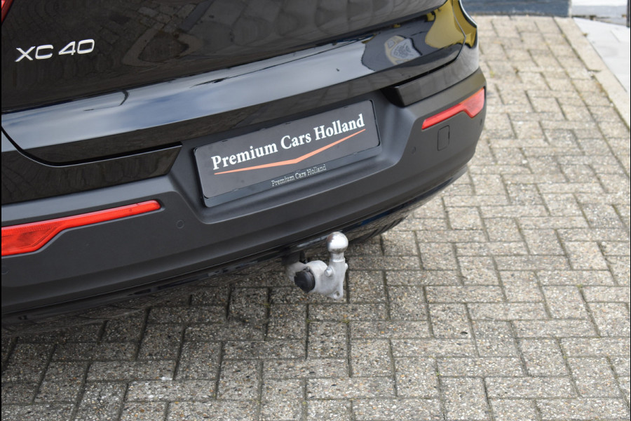 Volvo XC40 1.5 T4 Recharge R-Design 211 Pk Pano Trekhaak Keyless 19 Inch