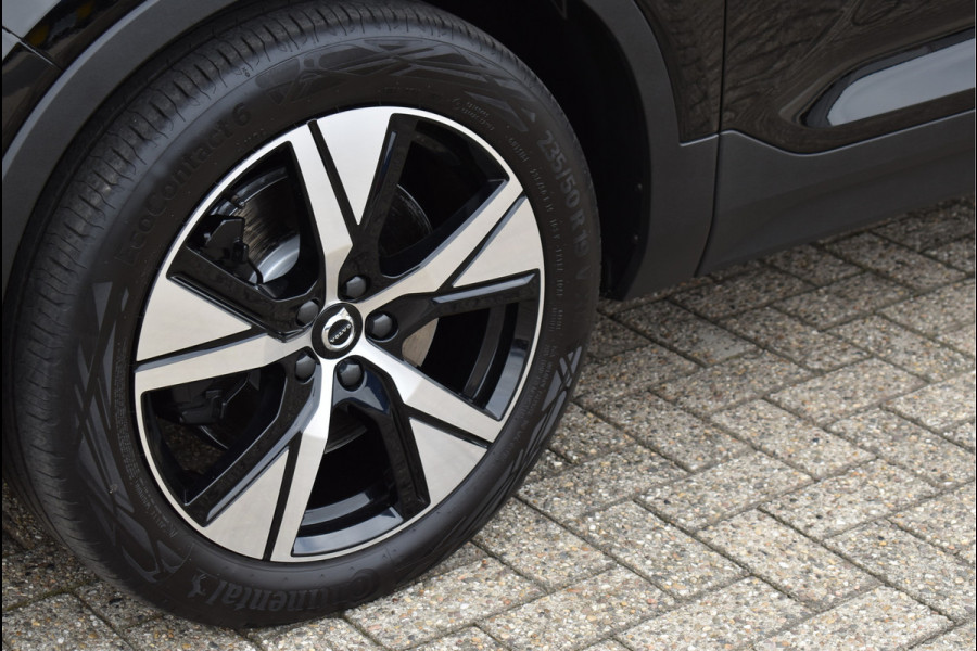 Volvo XC40 1.5 T4 Recharge R-Design 211 Pk Pano Trekhaak Keyless 19 Inch