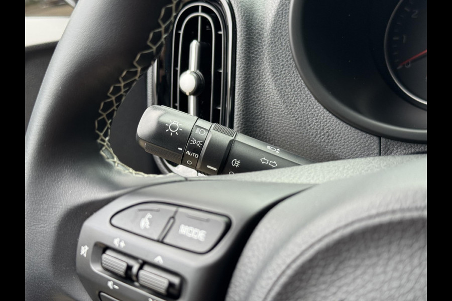 Kia Picanto 1.0 DPi DynamicLine | Navigatie via Apple Carplay | Achteruitrijcamera | Lage kilometerstand