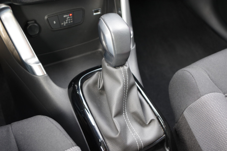 Citroën C3 Aircross 1.2 PureTech 130 PK Shine Automaat, LED, Navigatie, Cruise Control