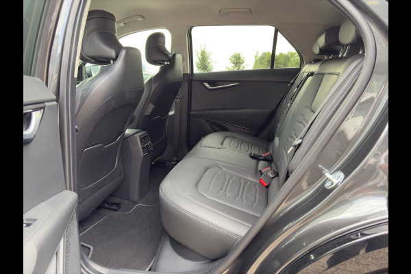 Kia Niro EV Edition Advanced 64.8 kWh Prijs incl. vooraftrek 2000.- inruilpremie | Navigatie | Camera | Cruise|| Lederen bekleding | Stoel- en Stuurverwarming | Dodehoekassistentie |