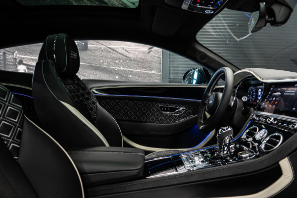 Bentley Continental GT 6.0 W12 Speed Edition * 1 of 120 / Akrapovic / Naim (Audio) / Stoelmassage + ventilatie / Panorama / Vierwielbesturing*