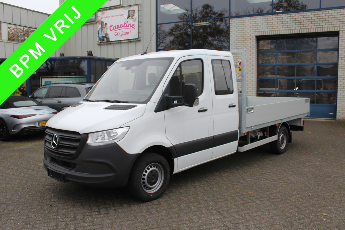 Mercedes-Benz Sprinter 315 CDI L3 RWD DC MBUX met navigatie, Trekhaak Open laadbak Mercedes-Benz Sprinter 315 CDI L3 RWD DC MBUX met navigatie, Trekhaak Open laadbak