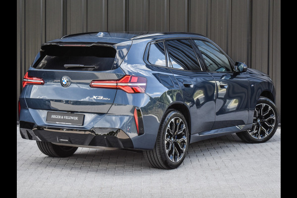 BMW X3 30e xDRIVE M-SPORT | PANORAMADAK | ADAPTIVE SUSPENSION | COMFORT ACCESS | ELEKTR. VERSTELBARE STOELEN | HEAD UP DISPLAY | STOEL-