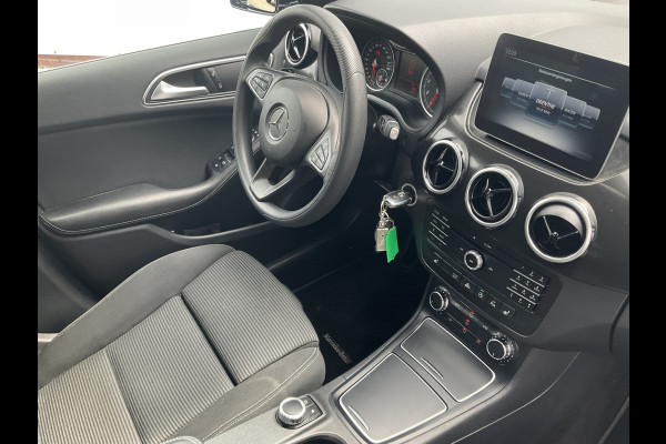 Mercedes-Benz B-Klasse 180 Prestige Automaat Leer Navi Hoge zit