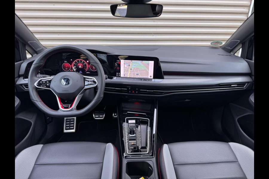 Volkswagen Golf 2.0 TSI GTI Leer/Pano/Blindspot/Camera