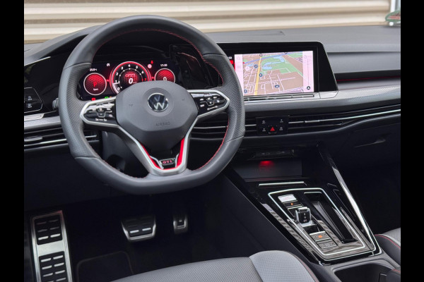 Volkswagen Golf 2.0 TSI GTI Leer/Pano/Blindspot/Camera