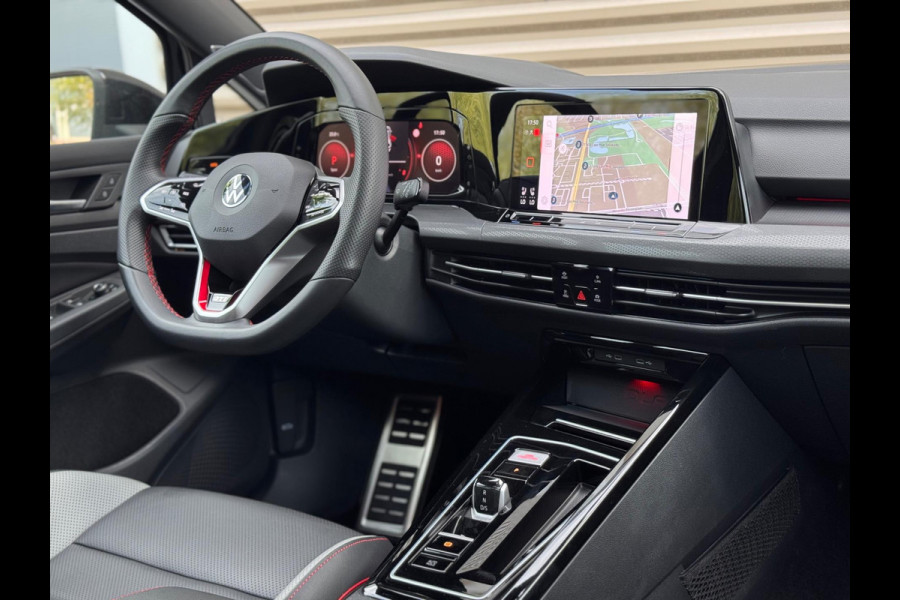 Volkswagen Golf 2.0 TSI GTI Leer/Pano/Blindspot/Camera