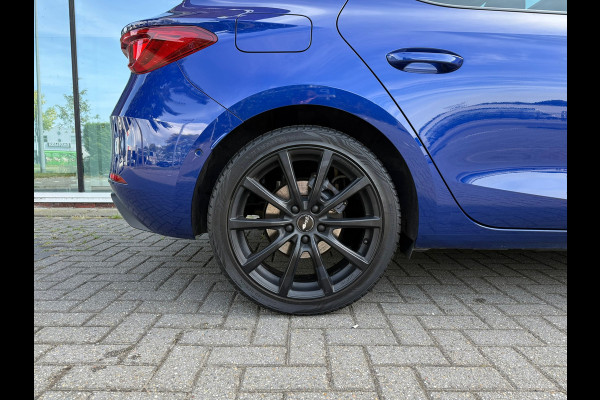 Seat Leon 1.5 eTSI FR Launch Edition - Automaat - Panoramadak- Navi - Org.NL