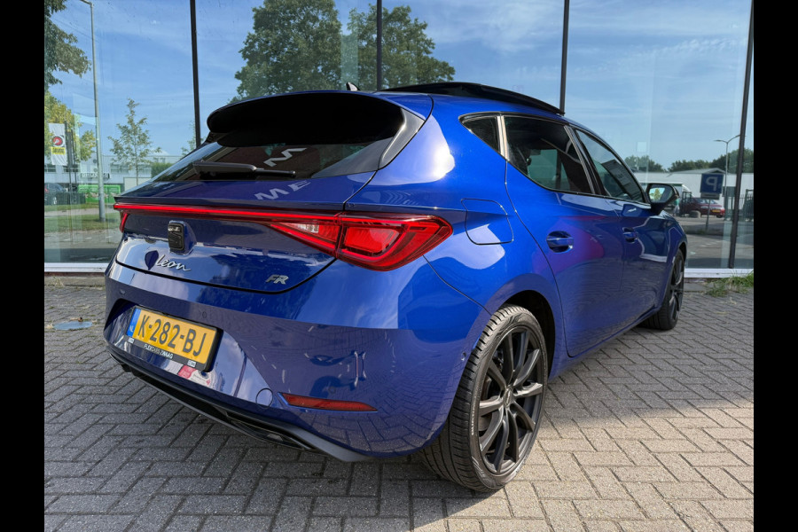Seat Leon 1.5 eTSI FR Launch Edition - Automaat - Panoramadak- Navi - Org.NL
