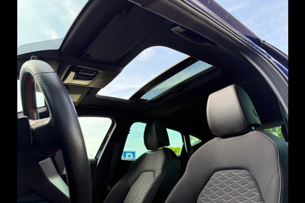 Seat Leon 1.5 eTSI FR Launch Edition - Automaat - Panoramadak- Navi - Org.NL
