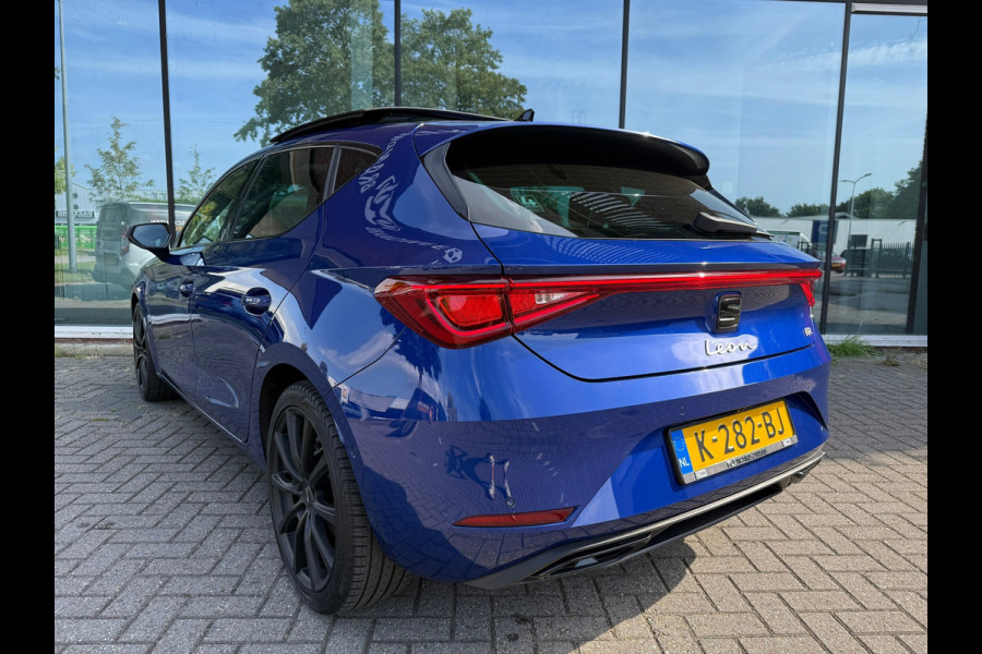 Seat Leon 1.5 eTSI FR Launch Edition - Automaat - Panoramadak- Navi - Org.NL