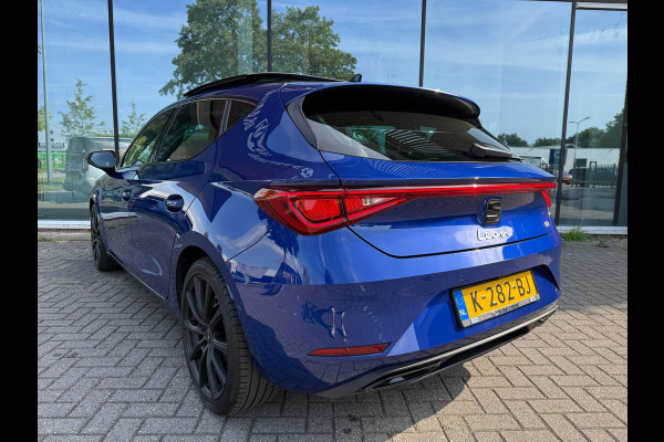 Seat Leon 1.5 eTSI FR Launch Edition - Automaat - Panoramadak- Navi - Org.NL