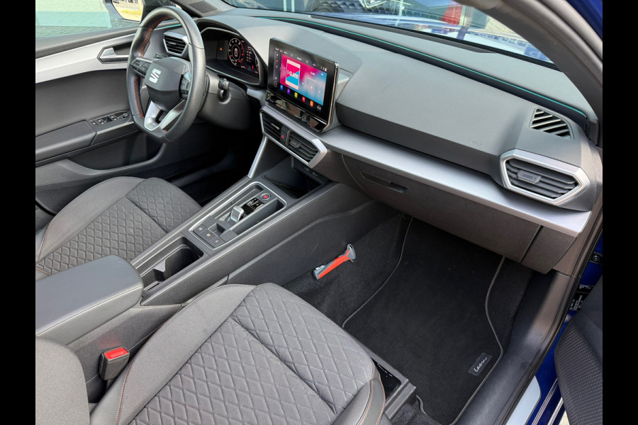 Seat Leon 1.5 eTSI FR Launch Edition - Automaat - Panoramadak- Navi - Org.NL