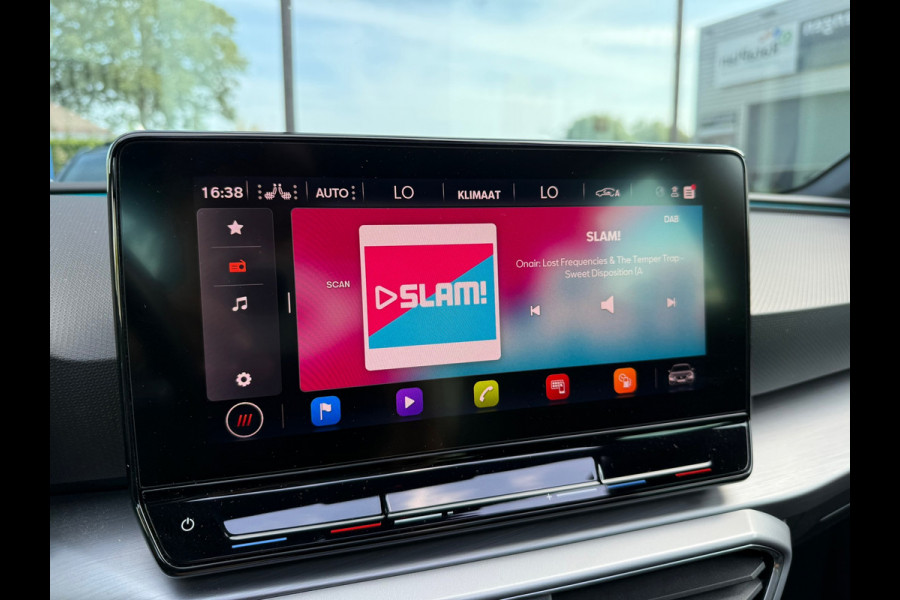 Seat Leon 1.5 eTSI FR Launch Edition - Automaat - Panoramadak- Navi - Org.NL