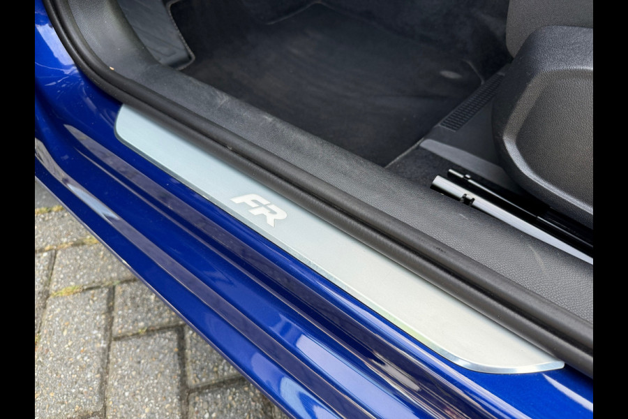 Seat Leon 1.5 eTSI FR Launch Edition - Automaat - Panoramadak- Navi - Org.NL