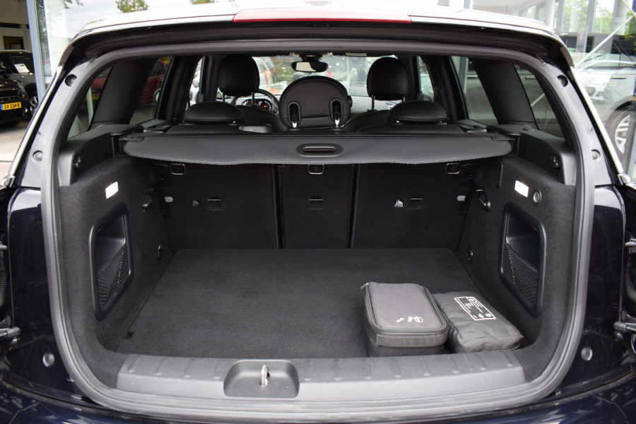 MINI Clubman 2.0 Cooper S John Cooper Works | Yours | Apple CarPlay | Leer | Stuur en- Stoelverwarming