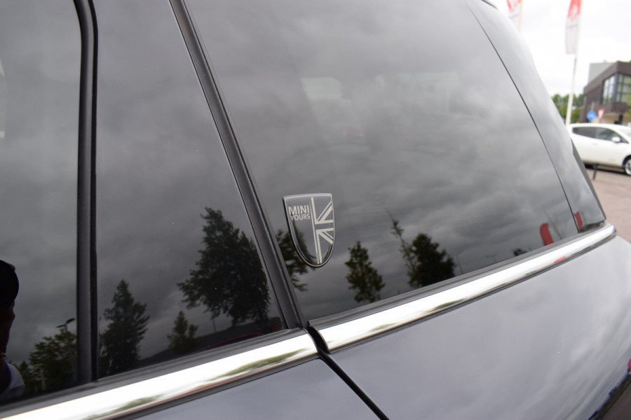 MINI Clubman 2.0 Cooper S John Cooper Works | Yours | Apple CarPlay | Leer | Stuur en- Stoelverwarming