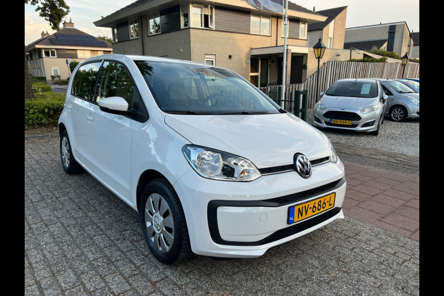 Volkswagen up! 1.0 BMT move up! NL-AUTO-NAP. Volkswagen up! 1.0 BMT move up! NL-AUTO-NAP.