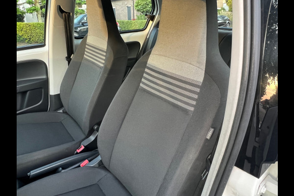 Volkswagen up! 1.0 BMT move up! NL-AUTO-NAP. Volkswagen up! 1.0 BMT move up! NL-AUTO-NAP.