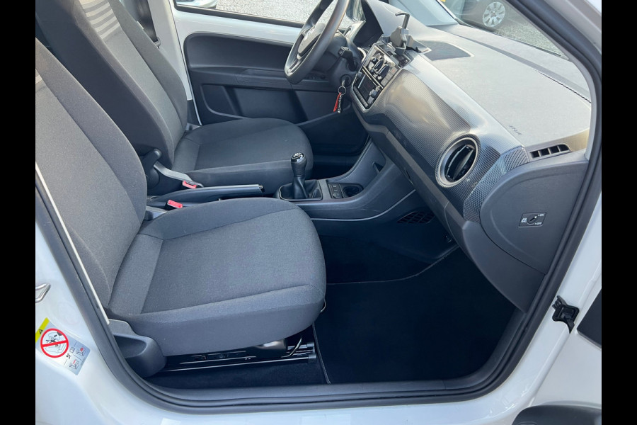 Volkswagen up! 1.0 BMT move up! NL-AUTO-NAP. Volkswagen up! 1.0 BMT move up! NL-AUTO-NAP.
