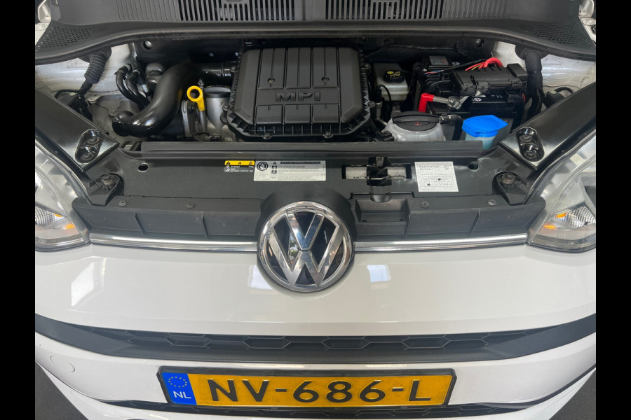 Volkswagen up! 1.0 BMT move up! NL-AUTO-NAP. Volkswagen up! 1.0 BMT move up! NL-AUTO-NAP.
