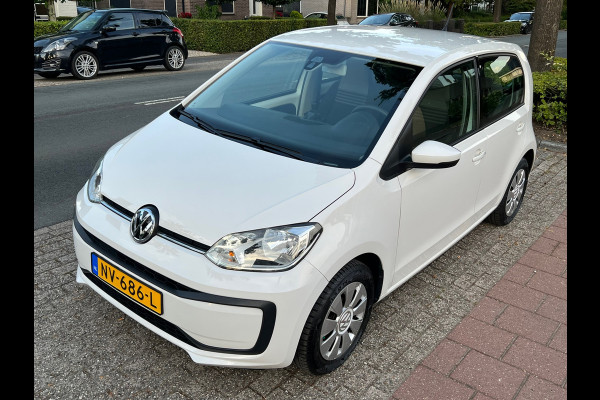 Volkswagen up! 1.0 BMT move up! NL-AUTO-NAP. Volkswagen up! 1.0 BMT move up! NL-AUTO-NAP.