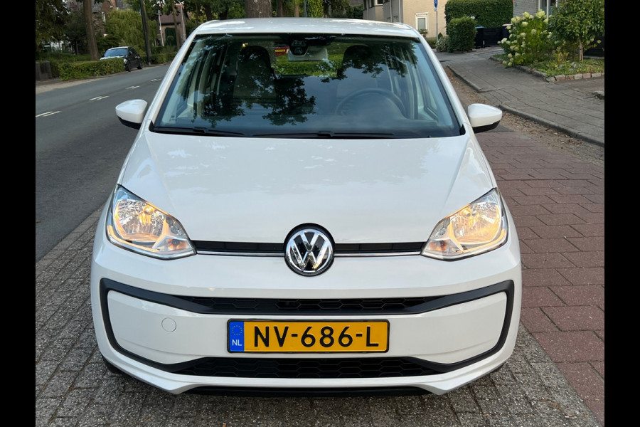 Volkswagen up! 1.0 BMT move up! NL-AUTO-NAP. Volkswagen up! 1.0 BMT move up! NL-AUTO-NAP.
