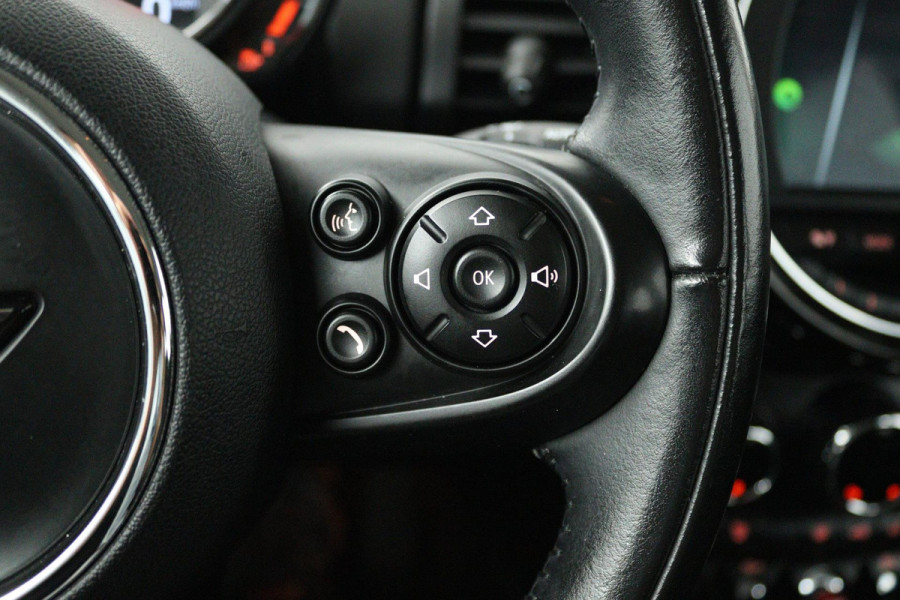 MINI Mini 1.5 One Pepper (NAVIGATIE, PARKEERSENSOREN, CRUISE CONTROL, AUTOMAAT, SFEERVERLICHTING, DEALER ONDERHOUDEN)