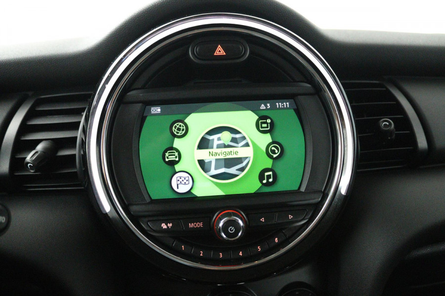 MINI Mini 1.5 One Pepper (NAVIGATIE, PARKEERSENSOREN, CRUISE CONTROL, AUTOMAAT, SFEERVERLICHTING, DEALER ONDERHOUDEN)