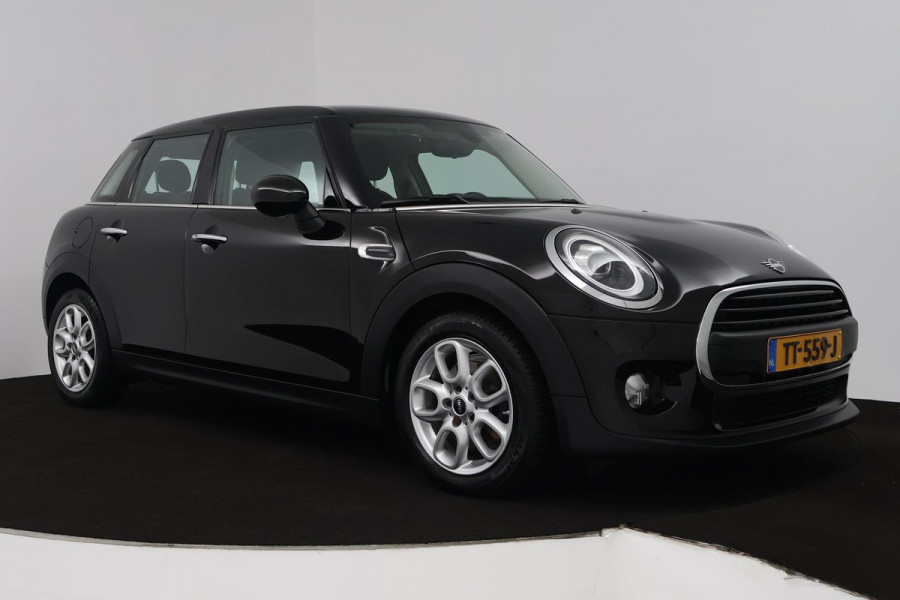 MINI Mini 1.5 One Pepper (NAVIGATIE, PARKEERSENSOREN, CRUISE CONTROL, AUTOMAAT, SFEERVERLICHTING, DEALER ONDERHOUDEN)
