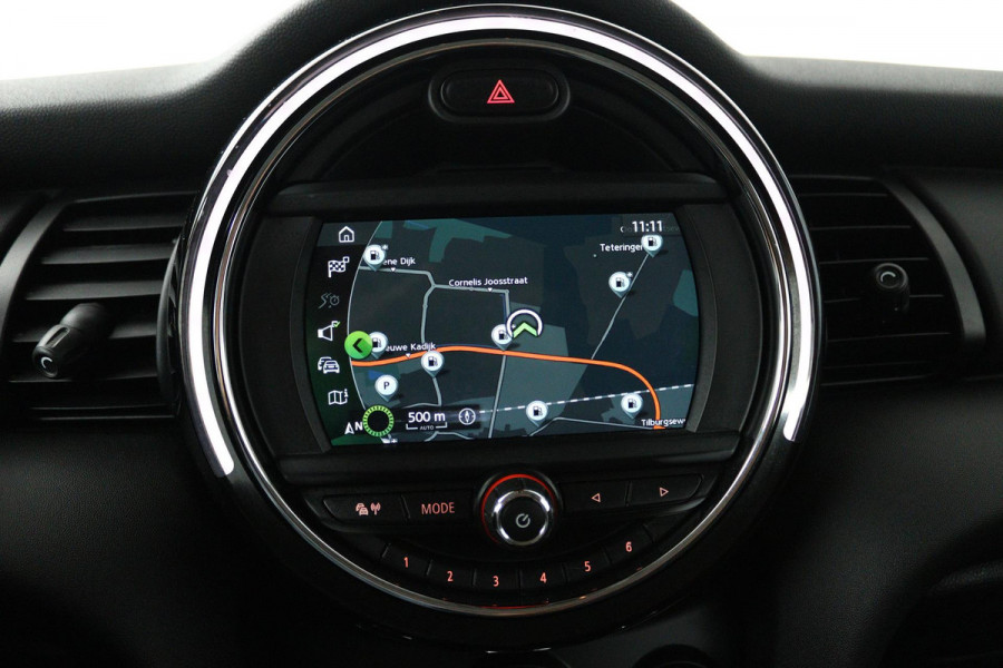 MINI Mini 1.5 One Pepper (NAVIGATIE, PARKEERSENSOREN, CRUISE CONTROL, AUTOMAAT, SFEERVERLICHTING, DEALER ONDERHOUDEN)