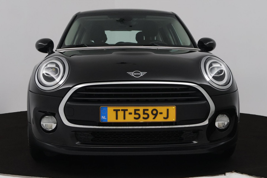 MINI Mini 1.5 One Pepper (NAVIGATIE, PARKEERSENSOREN, CRUISE CONTROL, AUTOMAAT, SFEERVERLICHTING, DEALER ONDERHOUDEN)